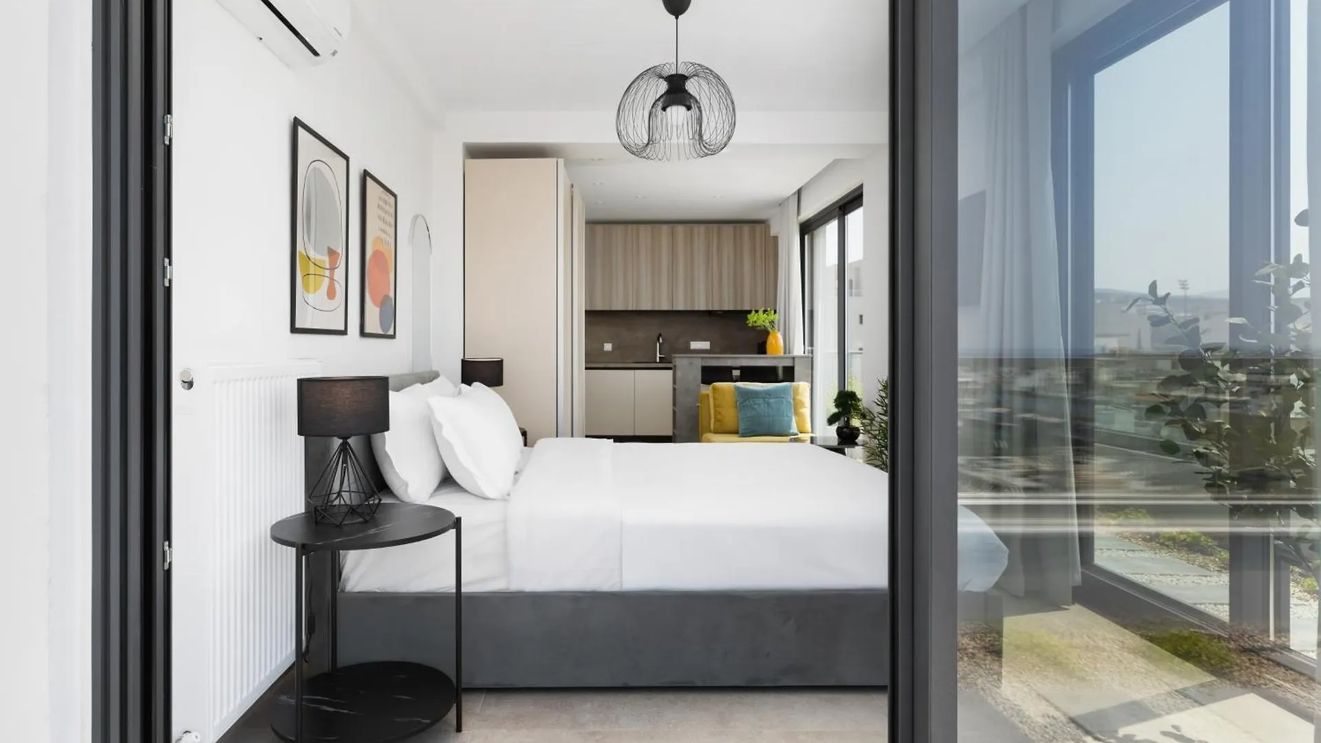 Skyline Luxury Apartment With Stunning Terrace By Binobi! Selanik Yunanistan