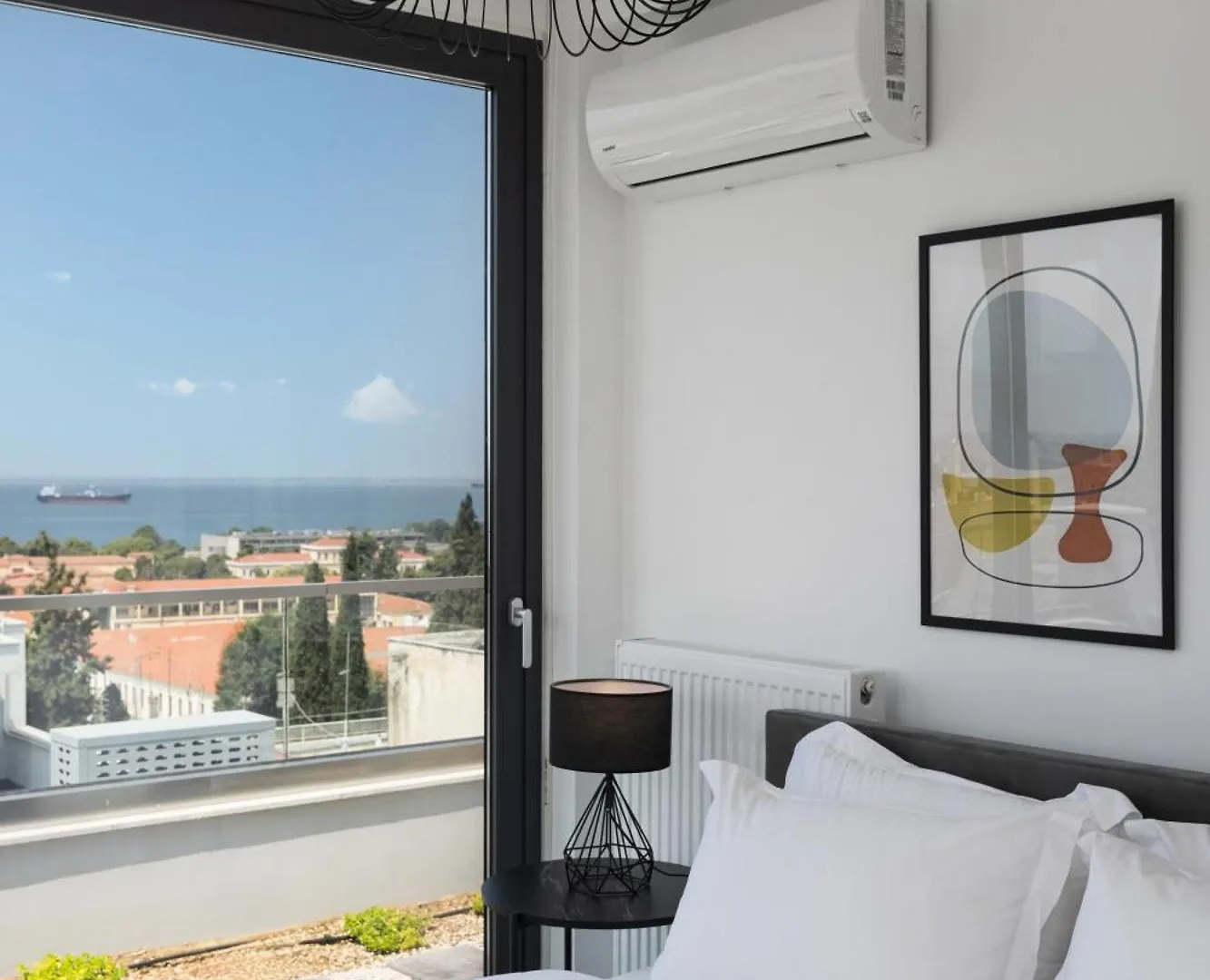 Skyline Luxury Apartment With Stunning Terrace By Binobi! Selanik Yunanistan