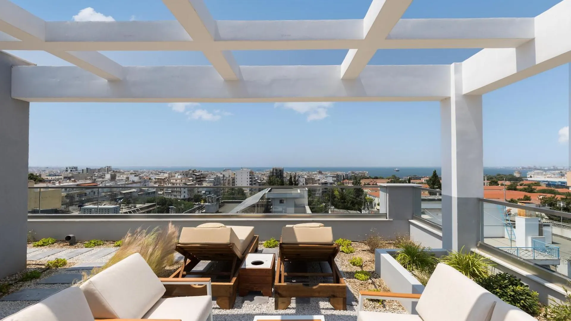 Skyline Luxury Apartment With Stunning Terrace By Binobi! Selanik Yunanistan