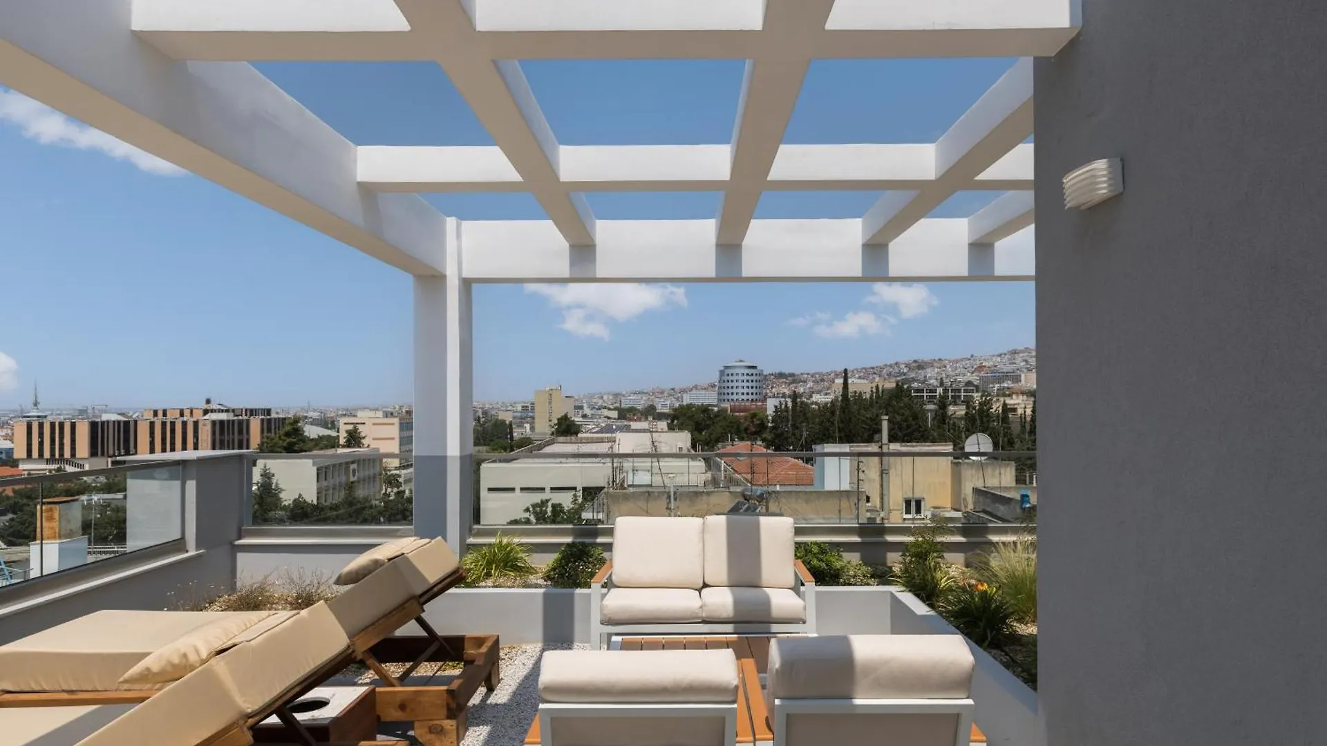 Skyline Luxury Apartment With Stunning Terrace By Binobi! Selanik 0*,  Yunanistan